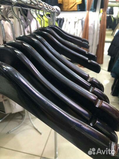 Плечики деревянные