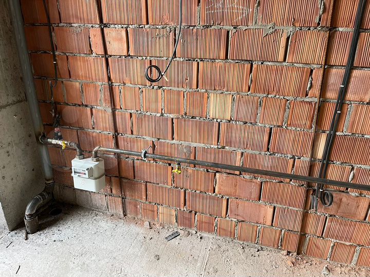 3-к. квартира, 85 м², 3/9 эт.