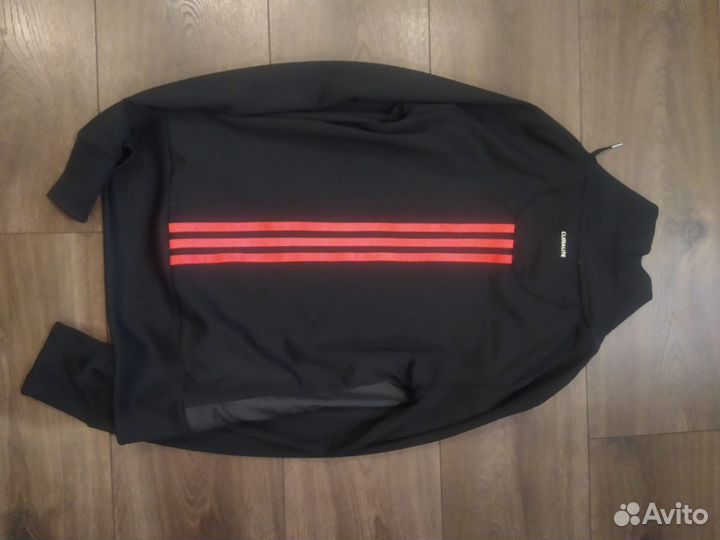 Спортивный костюм adidas новый