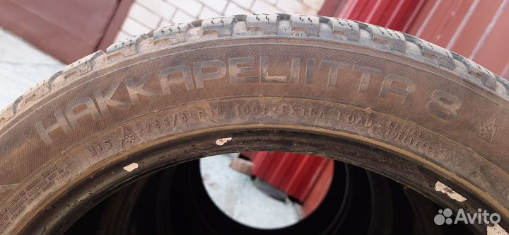 Nokian Tyres Hakkapeliitta 8 245/45 R18