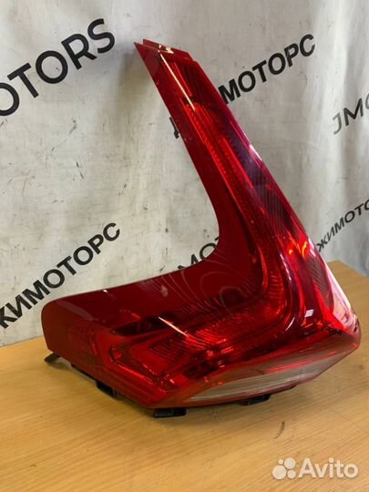 Левый задний фонарь Volvo V40 Вольво V40
