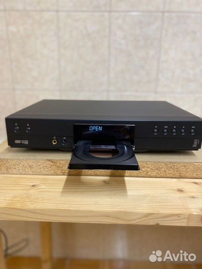 DVD плеер loewe Xemix 9106DD