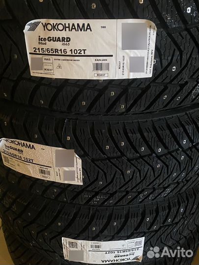 Yokohama IceGuard Stud IG65 215/65 R16 102T