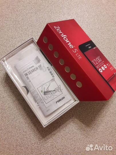 Коробка от мобильного телефона Asus Zenfone 5 LTE