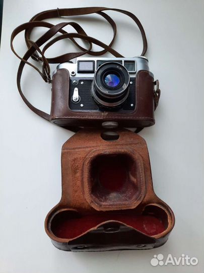 Пленочный фотоаппарат