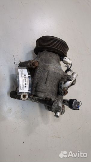 Компрессор кондиционера Toyota Corolla E12