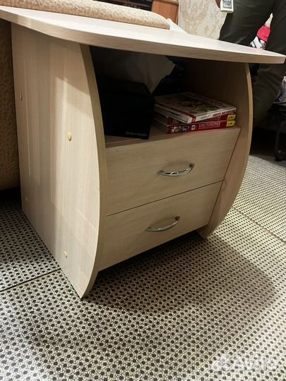 Тумба прикроватная