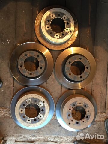 перфорированный диск тлк 200. диск тормозной тлк 200. тормозной диск задний tlk 200. тормозной диск w212 amg. 000489 диск.