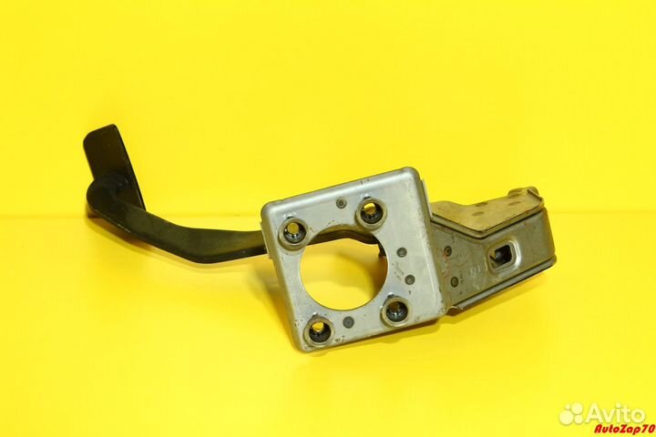 Lexus RX450h Педаль тормоза