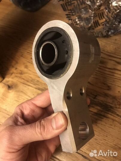 Сайлентблок подвески