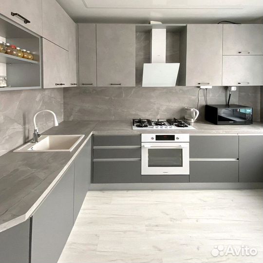 Кухонный гарнитур Lumiere на заказ