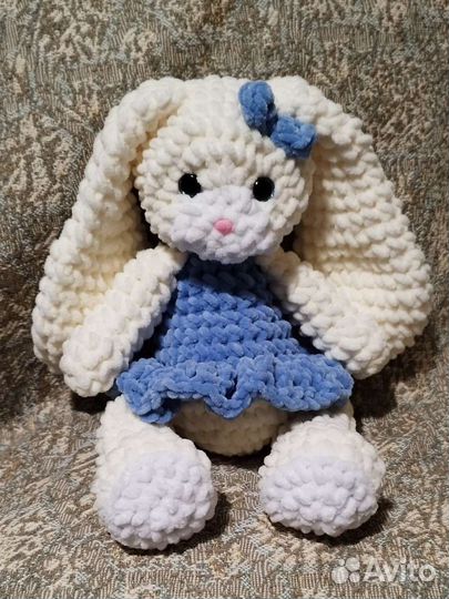 Плюшевый заяц