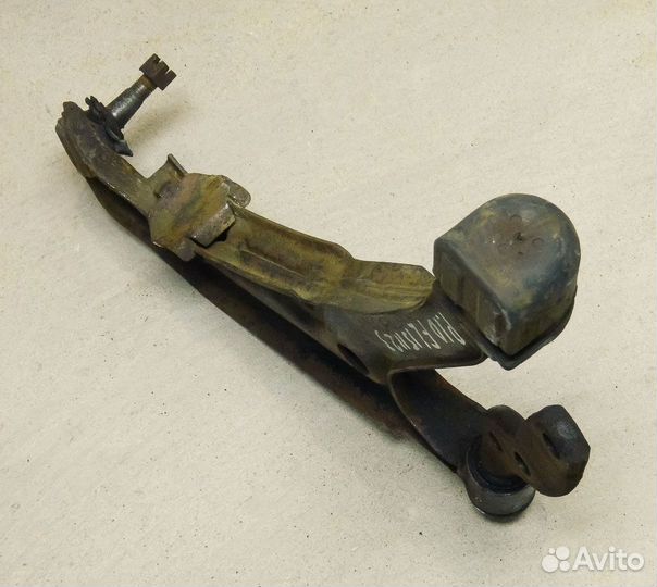 Рычаг передний левый Primera P10