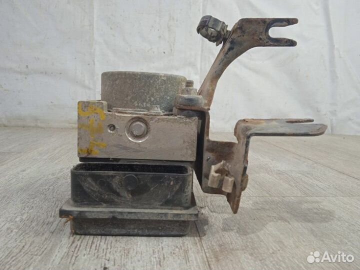 Блок ABS (насос) Renault Duster HSA K4M 2013