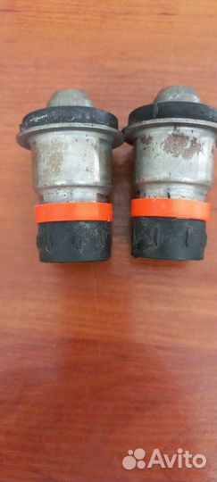 Сайленблок подрамника