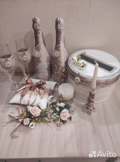 Свадебные аксессуары и заколки