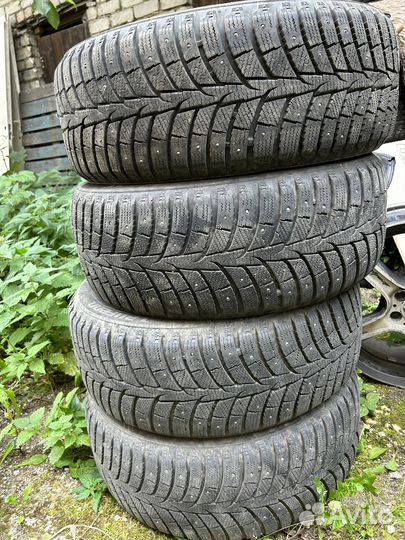 Laufenn I Fit Ice LW 71 215/50 R17