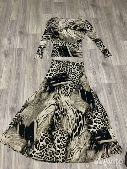 Костюм женский