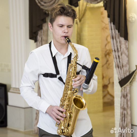 Саксофонист и DJ на праздник