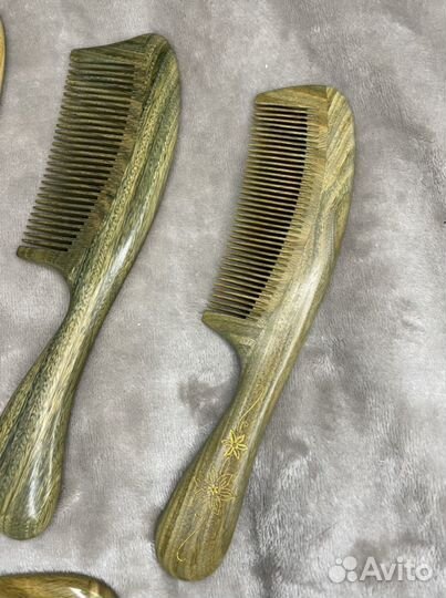 Расческа Бакаут (Зеленый сандал)