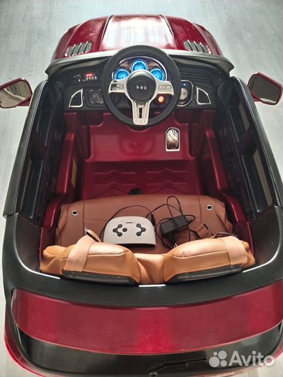 Детский электромобиль двухместный бу
