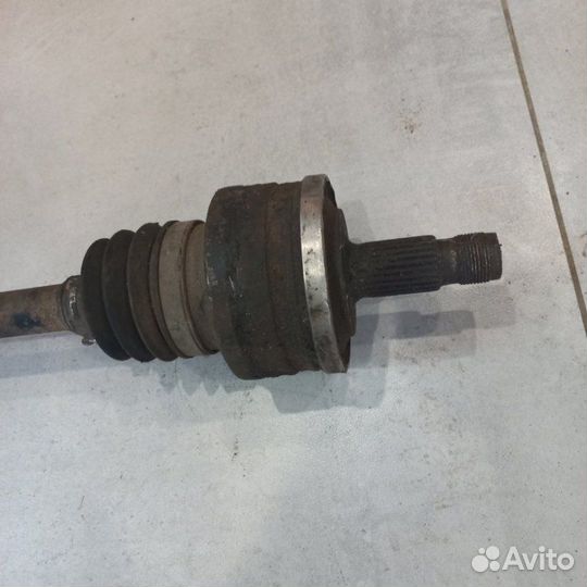 Привод задний левый Mercedes-Benz C-Class W203