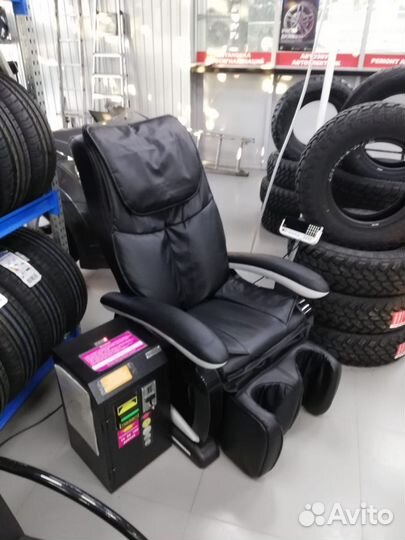Массажное кресло с купюроприемником