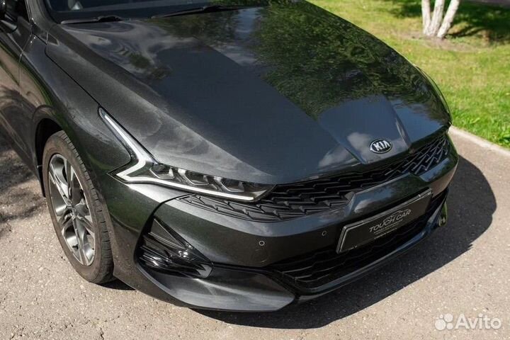 Подарочный сертификат на аренду премиум автомобиля