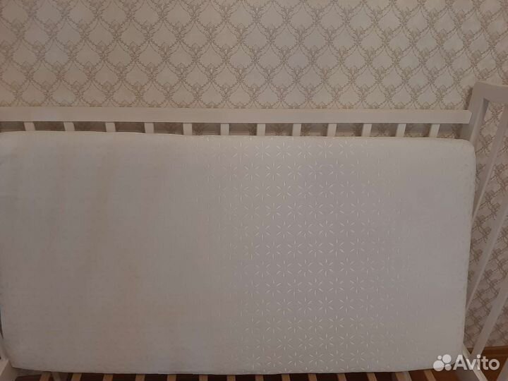 Продам кроватку