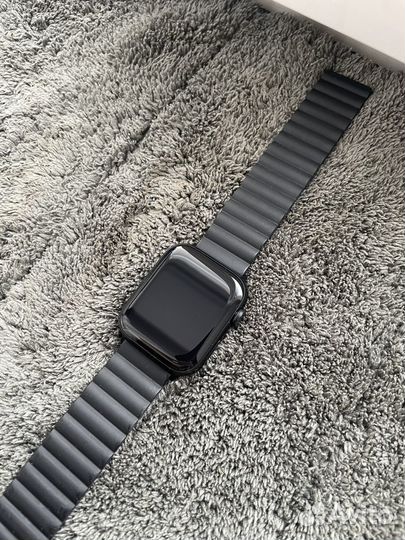 Apple Watch SE gen 2 2023