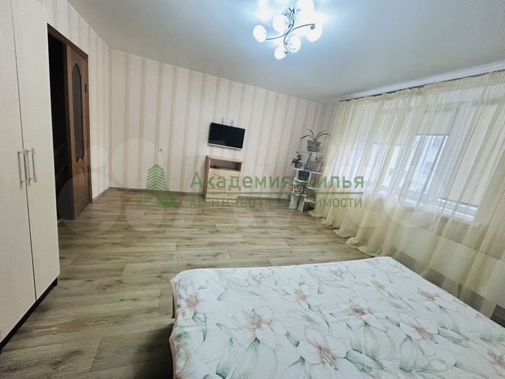 2-к. квартира, 55 м², 4/6 эт.