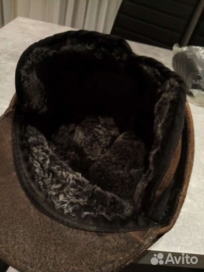 Кепка муж утепл экокожа б/у перчатки новые