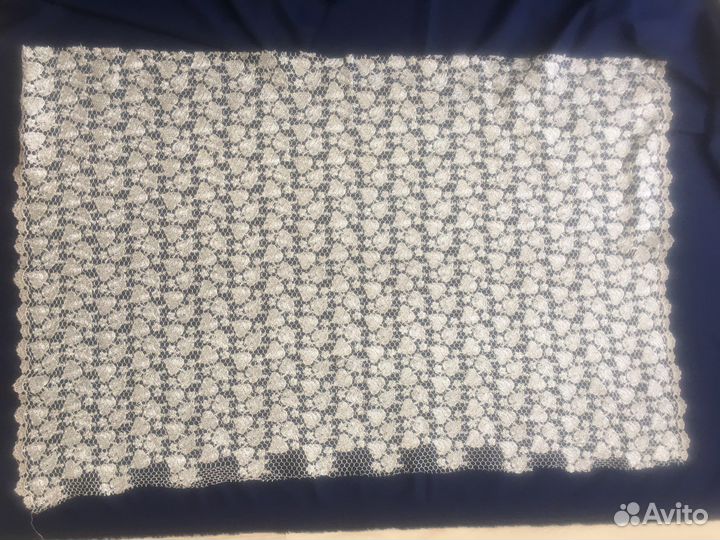 Кружевное полотно с метализировпнной нитью