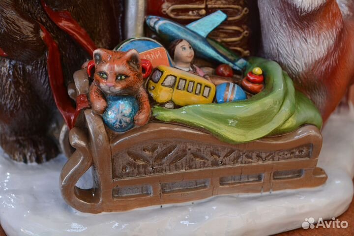 Дед мороз и лесные помощники (гипс. высота 40 см