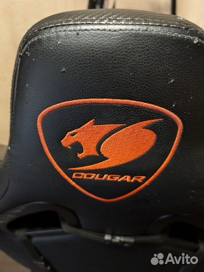 Кресло игровое Cougar Titan armor black star