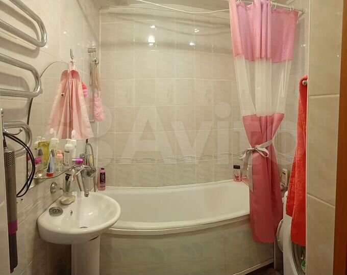 3-к. квартира, 57 м², 2/5 эт.