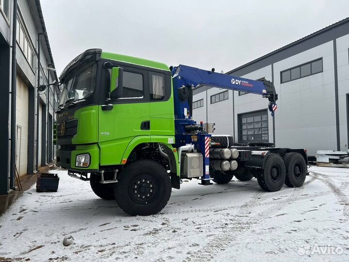 Тягач с кму Shacman