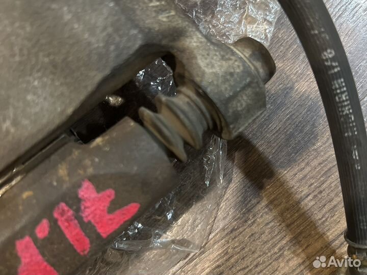 Супрорт передний левый Хонда црв