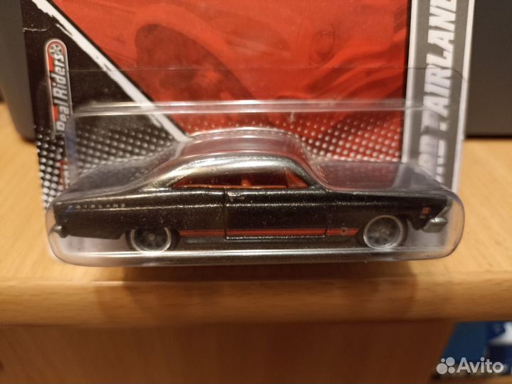 Hot Wheels Garage Ford Fairlane 66