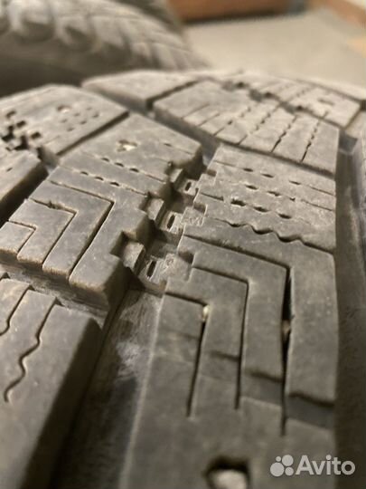 Goodyear UltraGrip Ice Arctic SUV 225/65 R17