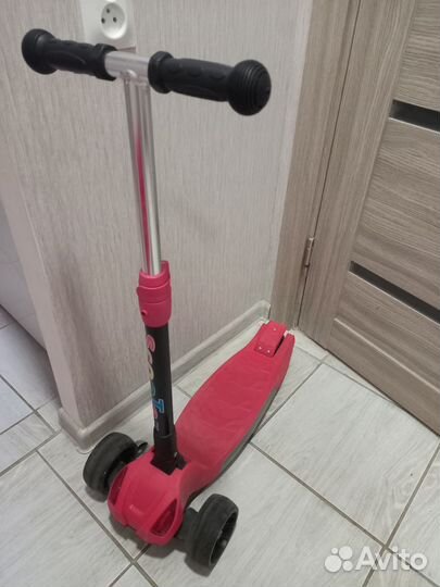 Самокат детский трехколесный