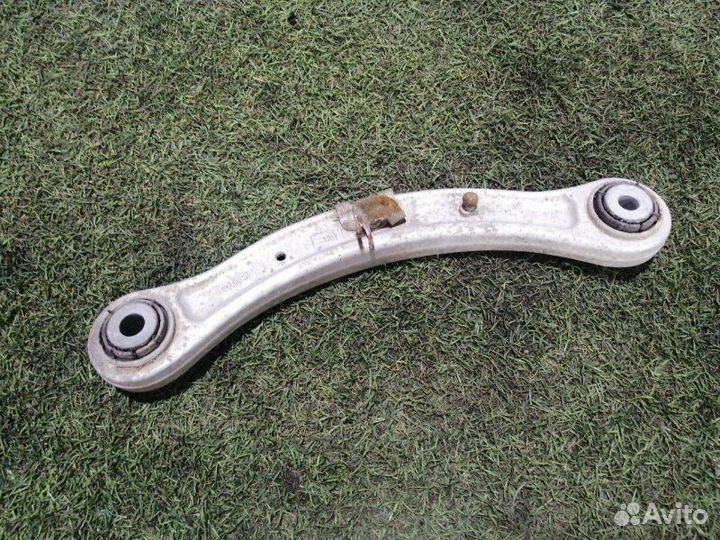 Рычаг подвески Volkswagen Touareg NF II 2 cmta