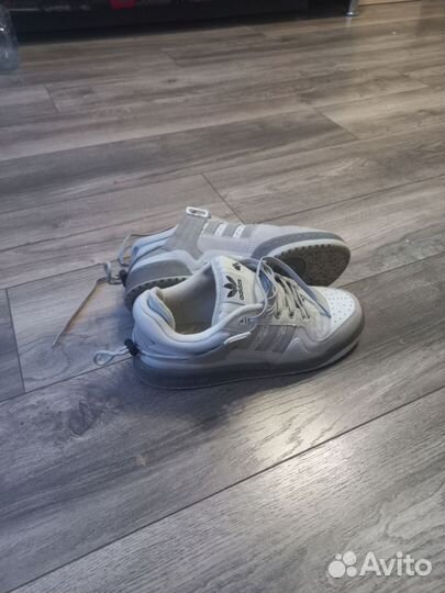 Кроссовки adidas