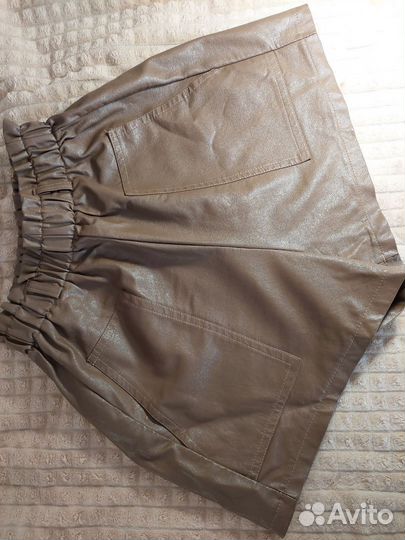 Шорты женские из экокожи 44 размер