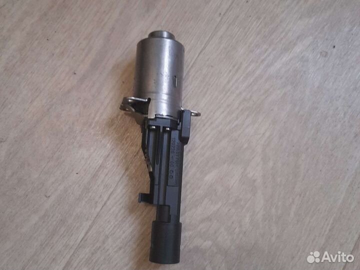 BMW X3 F25 суппорт задний с моторчиком