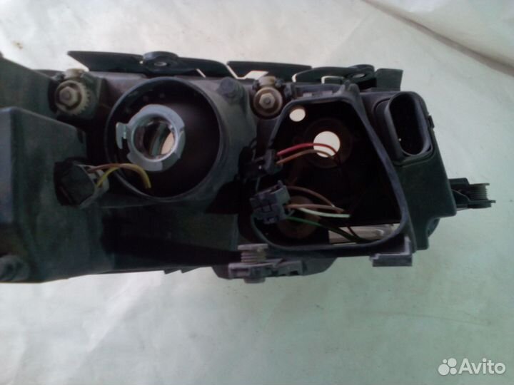 Фара левая passat B5+ (usa)