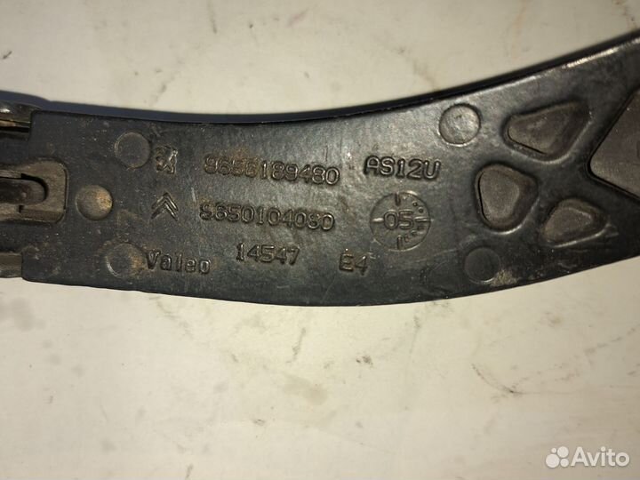 Поводок стеклоочистителя Peugeot 307