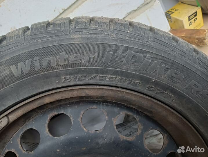 Hankook Winter I'Pike 215/55 R16 T