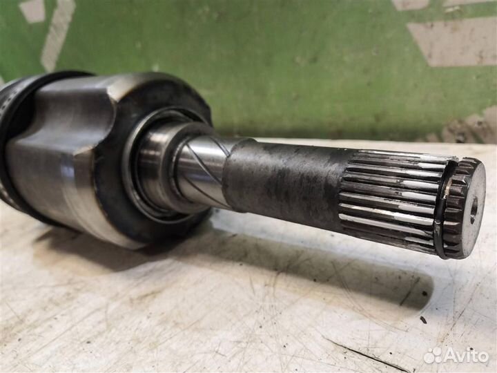 Полуось передняя левая