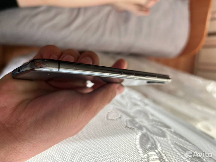 iPhone X, 256 ГБ